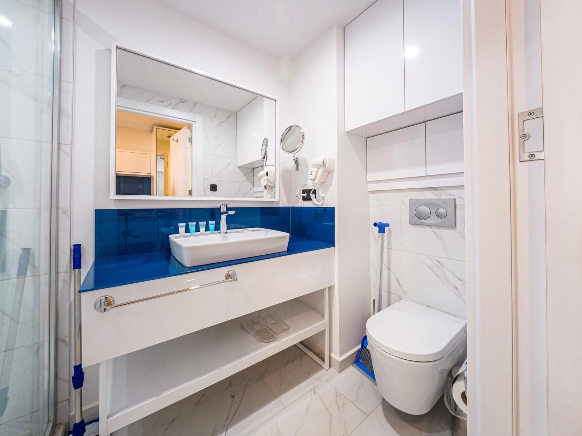 Cozy City Apartments In Orbi Батуми Экстерьер фото