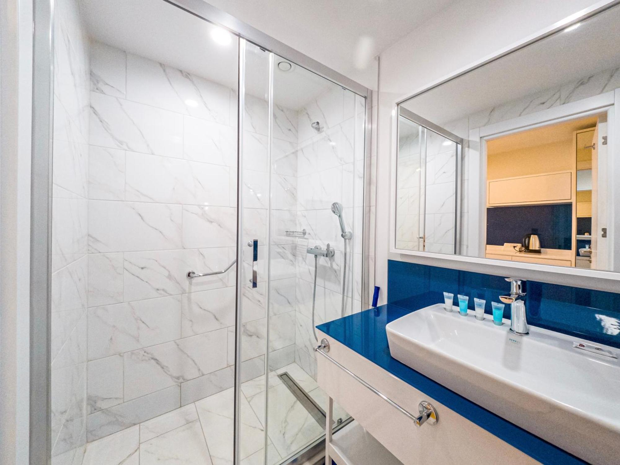Cozy City Apartments In Orbi Батуми Экстерьер фото