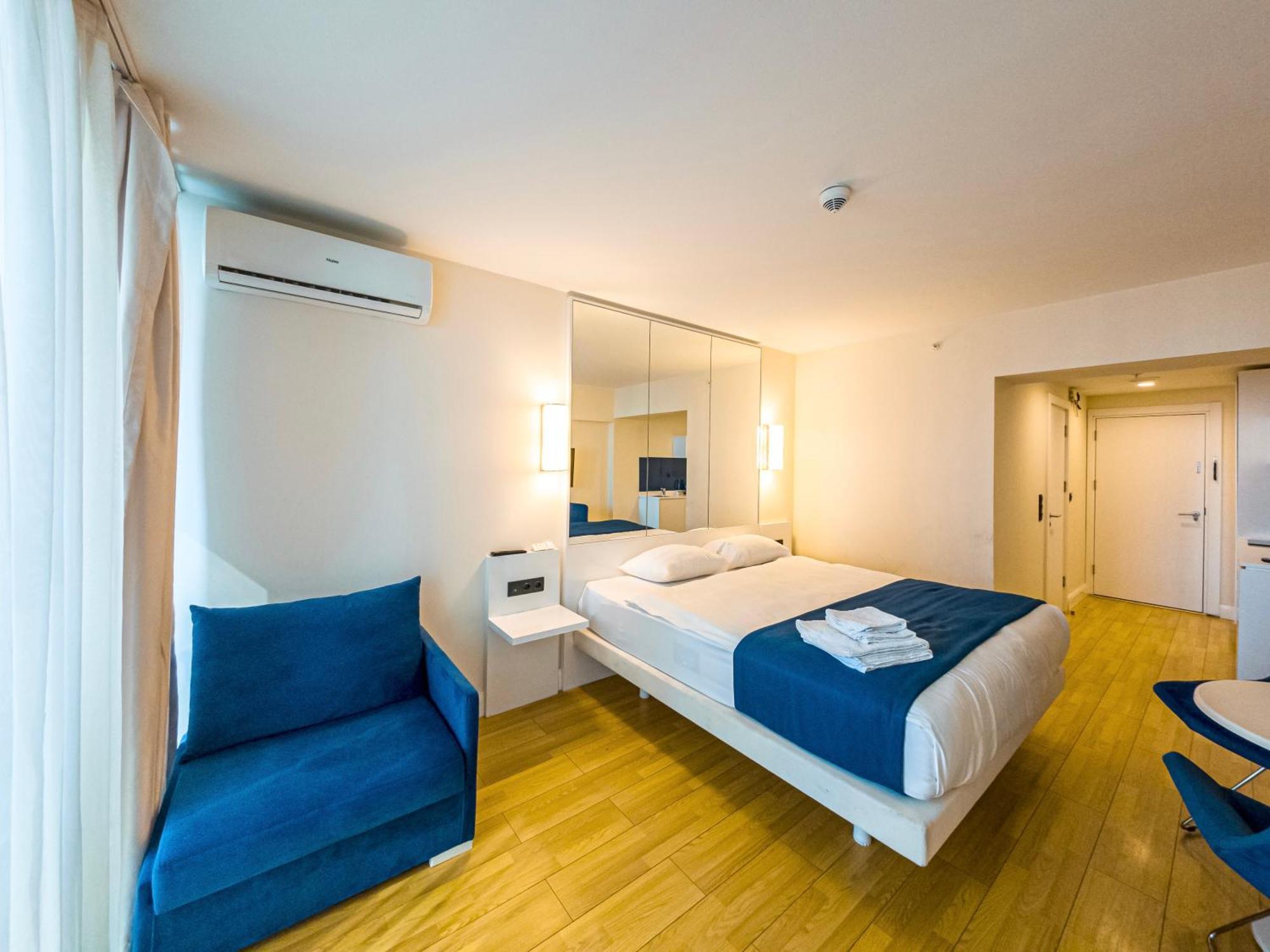Cozy City Apartments In Orbi Батуми Экстерьер фото